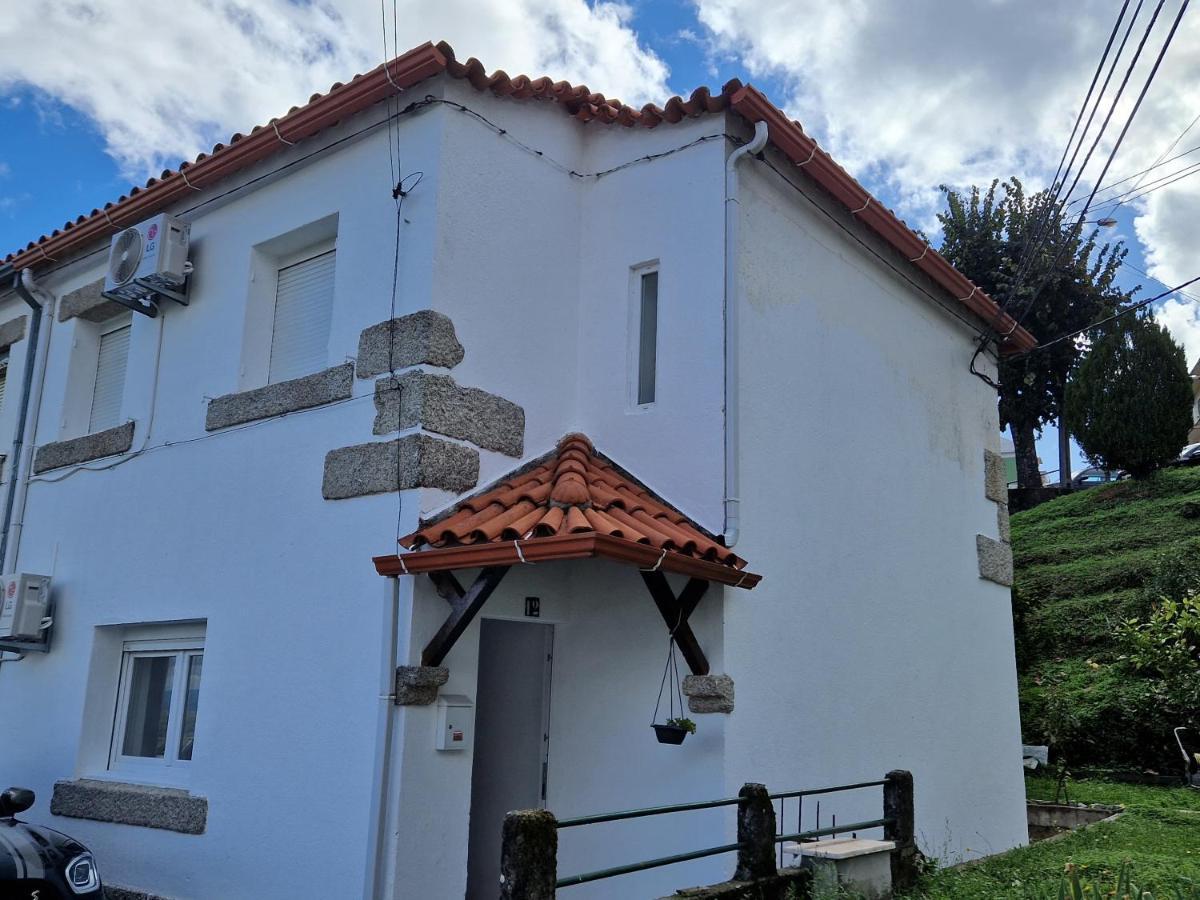 Moradia T2 Em Bairro Pitoresco Da Covilhã Exteriör bild