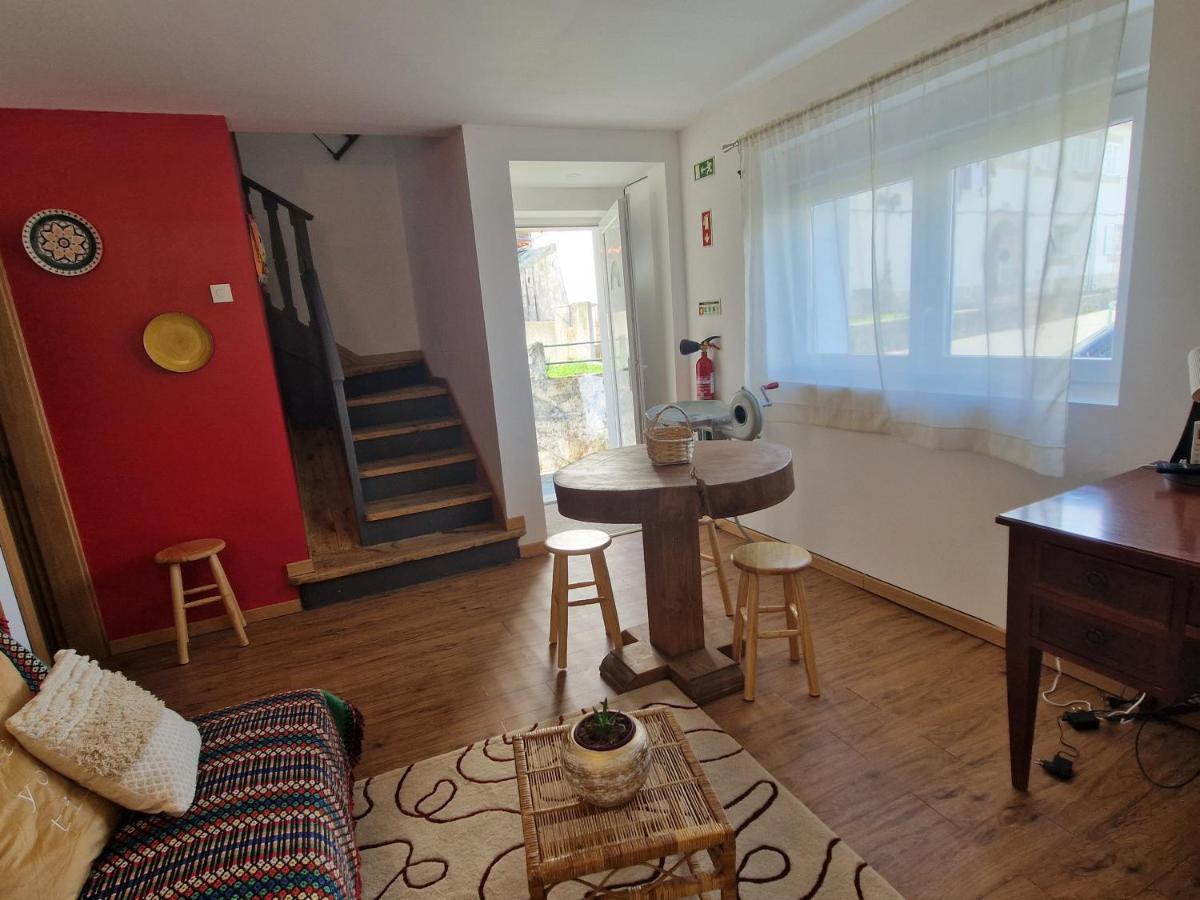 Moradia T2 Em Bairro Pitoresco Da Covilhã Exteriör bild
